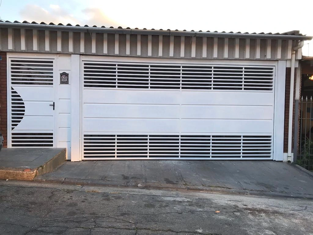 Portão fabricado e instalado pela M.I. Portões